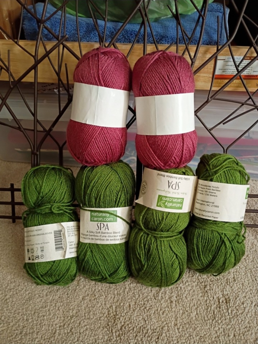 Naturally Caron yarn Greensleeves 4 Skeins 3.0 oz each plus 2 Skeins unmarked